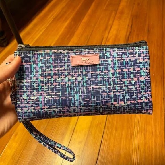 Scout Handbags - Scout Lightweight Wristlet Wallet